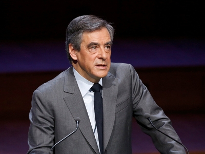 Фийон обвинил президента Франции Олланда в преследовании политических оппонентов