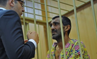 Посольство Армении и САР наняли по "халатному делу" адвоката без знания армянского языка, который уехал в отпуск на месяц