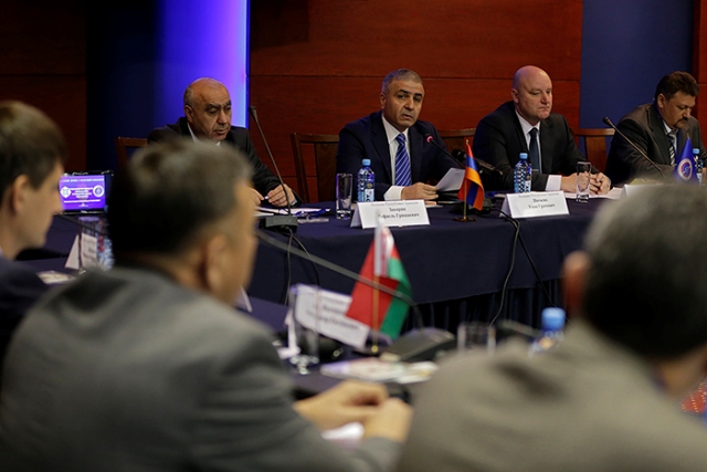 Представители стран ОДКБ обсудили в Ереване незаконный оборот наркотиков на Кавказе