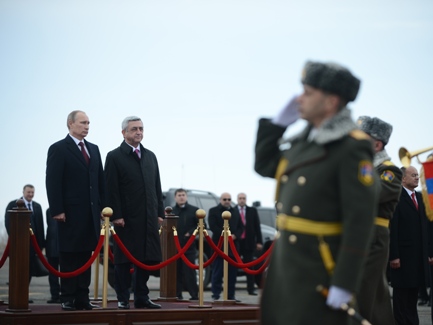 Визит Путина в Армению встревожил Азербайджан