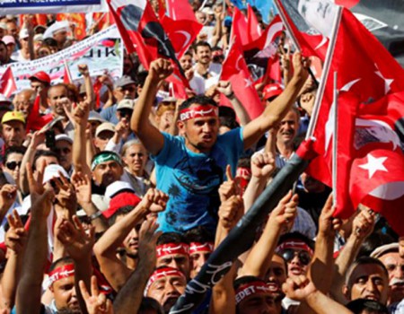 Турок угрожал убить посетителей-евреев