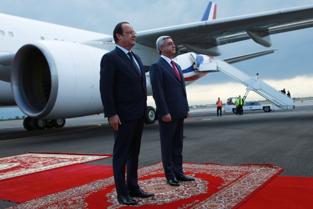 Начался государственный визит президента Франции в Армению