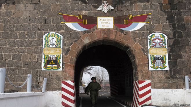 Убийство в Гюмри: ни траура, ни политики