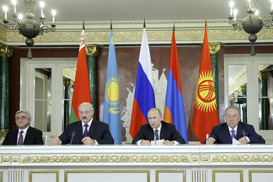 Евразийский союз Владимира Путина не сработает: Le Monde