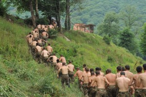 Томас де Ваал: Перемирие в Карабахе под угрозой
