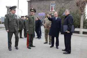 Сейран Оганян побывал в воинских частях