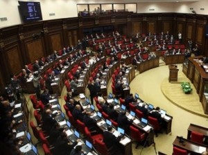 Парламент Армении принял законопроект о ВПК