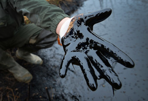 Стоимость барреля нефти Brent упала ниже $56