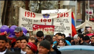 Армяне Грузии прошествовали к зданию посольства Турции – требуя признать Геноцид армян