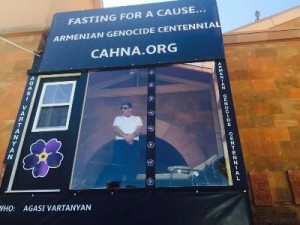 Армянин из Калифорнии будет голодать 55 дней в связи со столетием Геноцида
