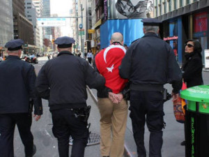 Полиция США оперативно арестовывала турецких и азербайджанских провокаторов