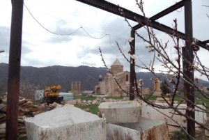 Благотворитель прекратил финансирование реставрации Одзунского монастыря