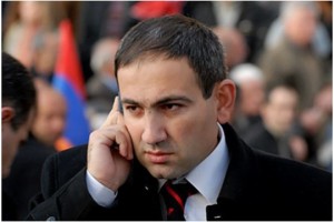 Никол Пашинян посетил пятерых арестованных членов УП: Павел Манукян объявил голодовку