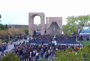 Святой Эчмиадзин: церемония канонизации жертв Геноцида армян