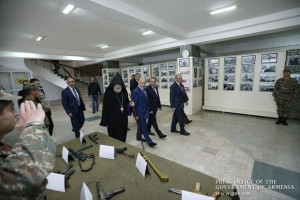 Официальная делегация Армении прибыла в Степанакерт