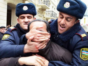 Правозащитники требуют у главы ЕОК повлиять на власти Азербайджана