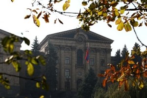 В парламенте Армении продолжили обсуждение страхования вкладов физлиц
