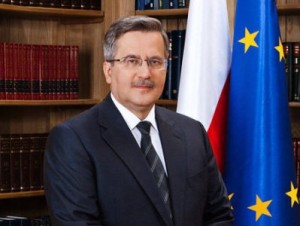 На президента Польши напали во время встречи с избирателями