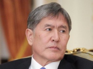 Президент Киргизии Алмазбек Атамбаев подписал документы о вхождении в ЕАЭС