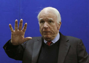 Сенатор Маккейн объяснил отказ от работы советником в Украине
