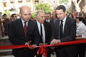 В Ереване состоялось открытие нового корпуса школы с углубленным изучением французского языка