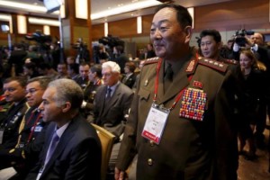 Министр обороны КНДР казнен из-за того, что уснул на параде
