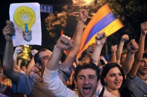 «Электропротест»: активисты готовятся к вечернему митингу