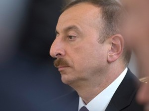 Эксперт: Шаги Алиева нацелены на прекращение деятельности Минской группы ОБСЕ
