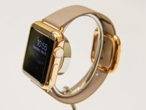 Золотые часы Apple Watch за $10 тысяч раздавили магнитами