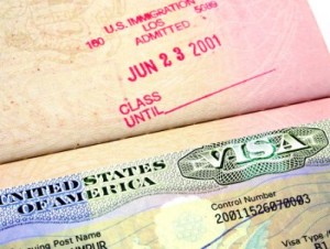 Грузовик с визами США угнали в Мексике