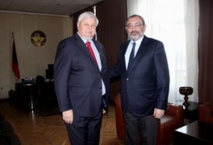 Министр иностранных дел Арцаха принял Анджея Каспшика