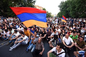 Российская компания готова избавиться от «Электросетей Армении» из-за протестов