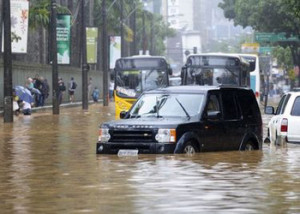 11 тел погибших обнаружено в Тбилиси после наводнения