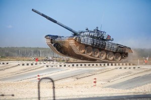 Армянские танкисты примут участие в конкурсе «Танковый биатлон 2015»