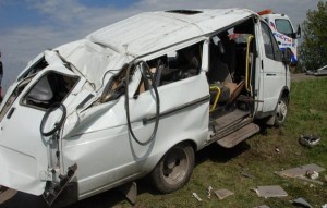 В Чечне упал в пропасть микроавтобус с пассажирами