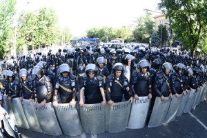 Полиция намерена разблокировать проспект Баграмяна: заявление