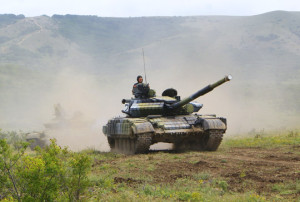 На российской военной базе в Армении начались занятия с экипажами танков