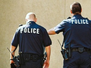 Полицейский, застреливший афроамериканца в Огайо, освобожден под залог