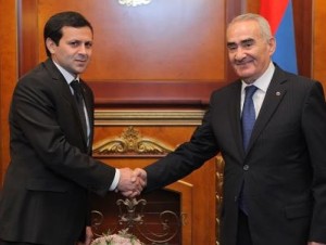 Галуст Саакян и посол Туркменистана обсудили вопросы сотрудничества