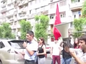 Участники акции в Ереване осудили американского сопредседателя МГ ОБСЕ