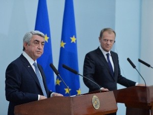 Саргсян не представляет развитие Армении без демократии