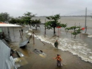 Тысячам японцев рекомендовано эвакуироваться из-за тайфуна «Нанка»