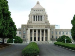 Парламент Японии одобрил закон о расширении полномочий вооруженных сил