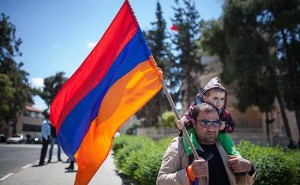 «Воспроизводство власти»: какая конституционная реформа ждет Армению