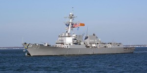 Ракетный эсминец ВМС США класса «Арли Берк» Jason Dunham зашел в порт Риги