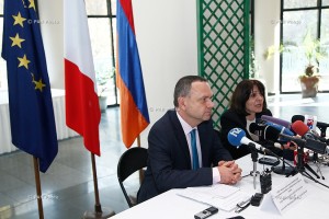 Армению и Францию объединяют особые высокие отношения и искренние дружественные связи - посол