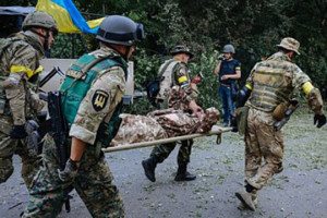 Восемь украинских военнослужащих погибли и 16 получили ранения на востоке Украины