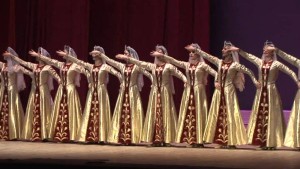 «Национальные песни и танцы» будут изучать в еще ста армянских школах