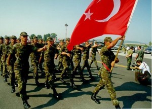 Анкара мобилизовала войска на границе с Сирией
