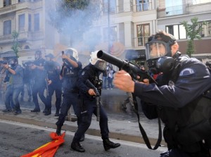 Турецкая полиция разогнала антивоенную демонстрацию